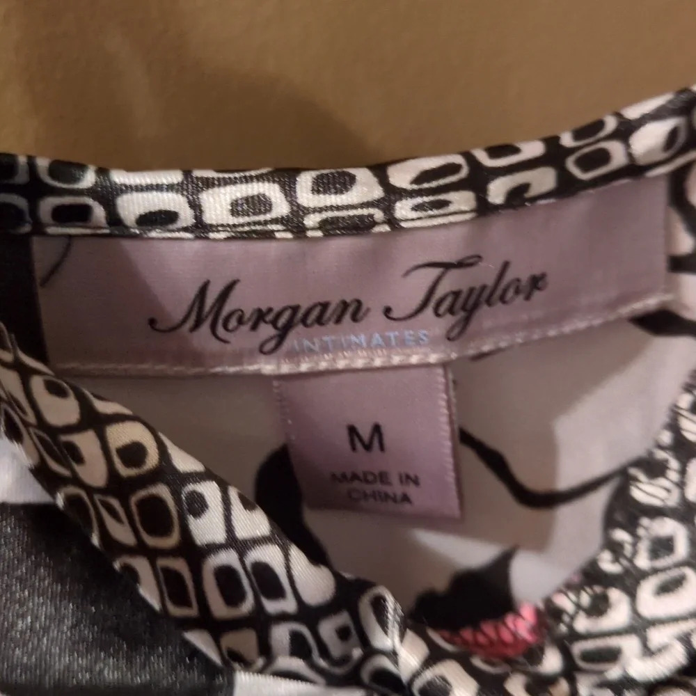 Morgan Taylor intimate M - Picture 2 of 5